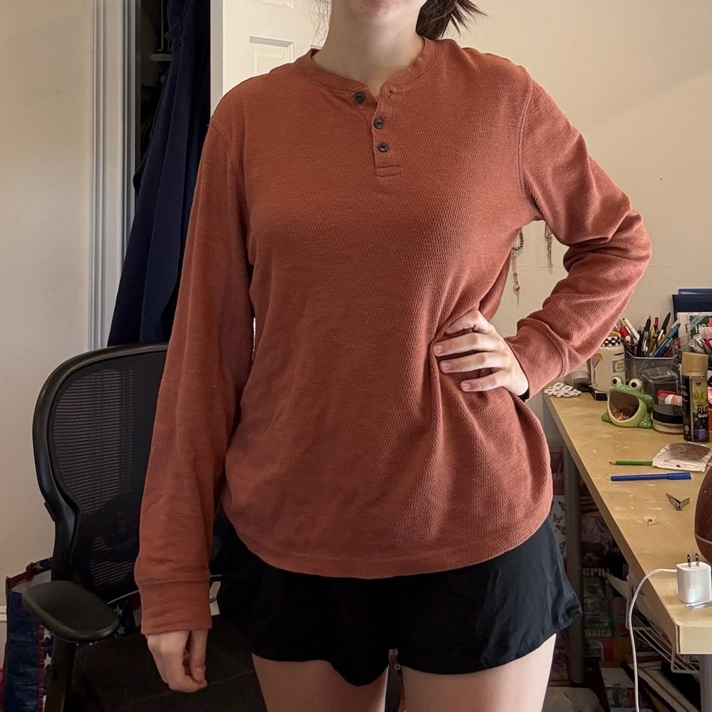 Women's Rust Henley Top